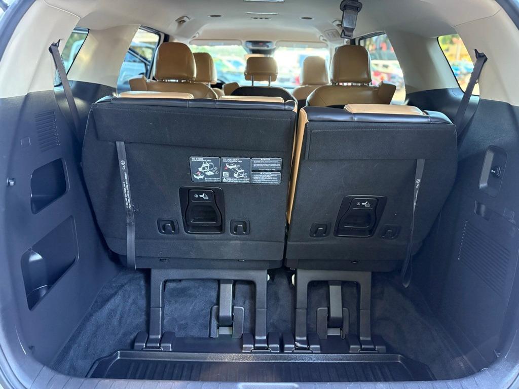 used 2024 Kia Carnival car, priced at $31,999
