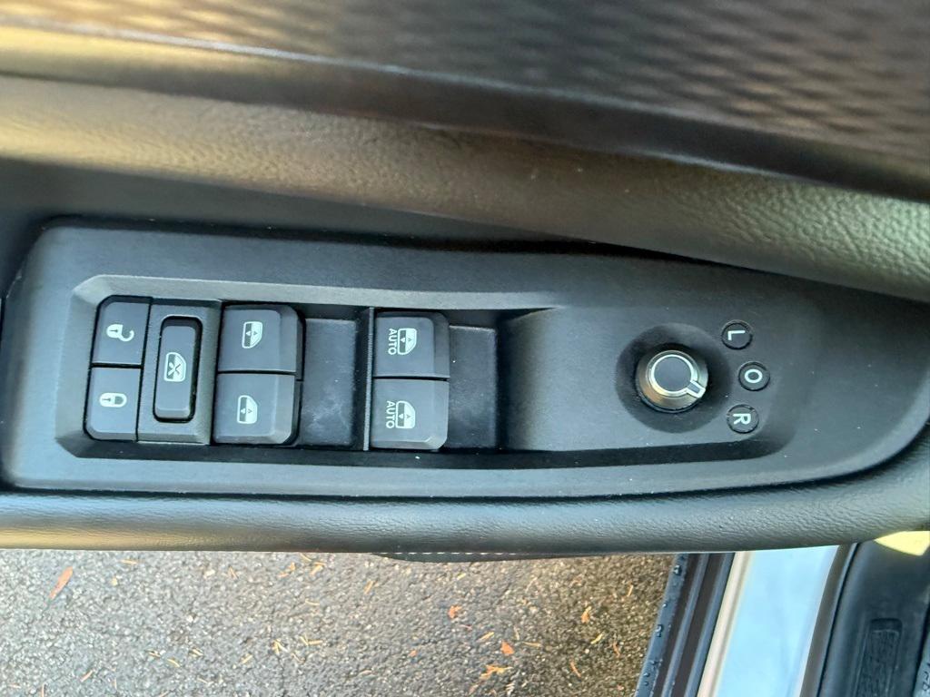 used 2024 Jeep Grand Cherokee car, priced at $28,999