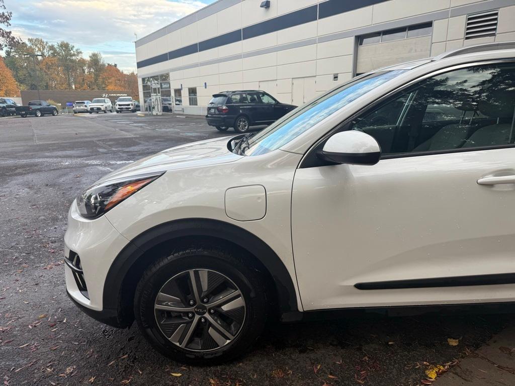 used 2022 Kia Niro Plug-In Hybrid car, priced at $20,764