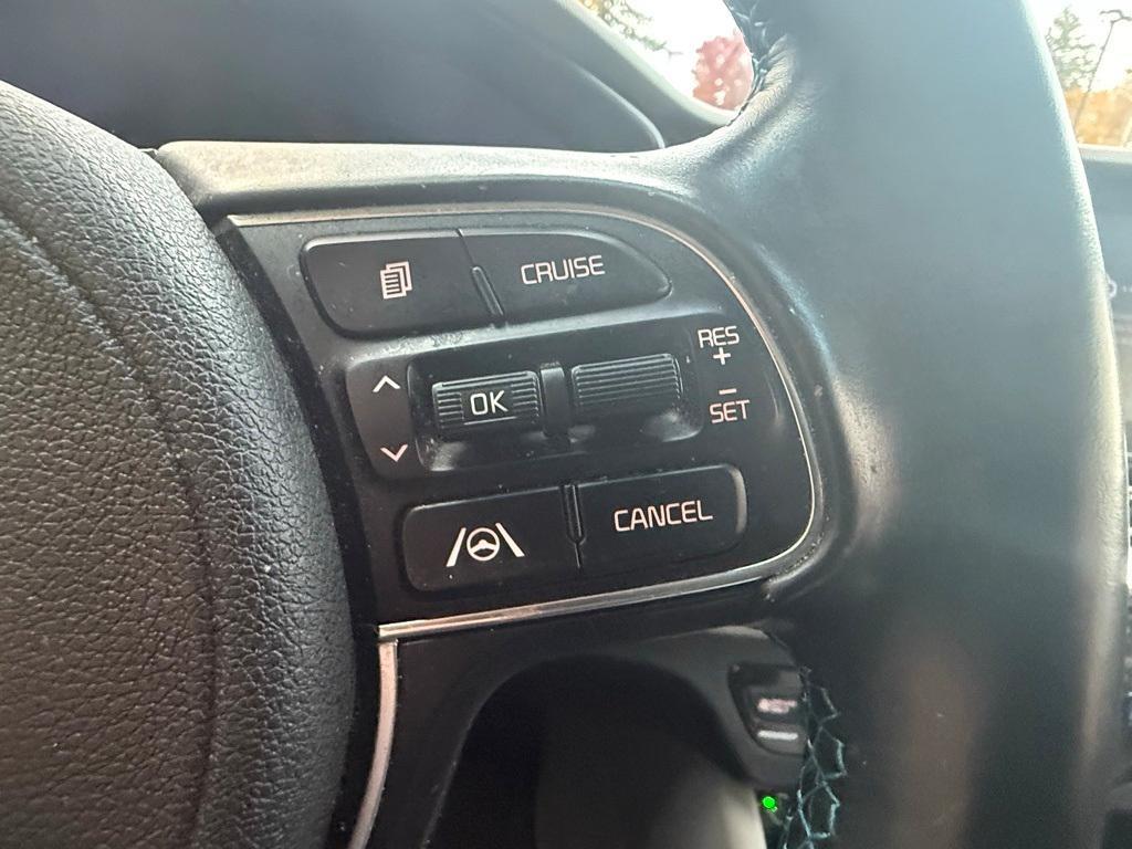 used 2022 Kia Niro Plug-In Hybrid car, priced at $20,764