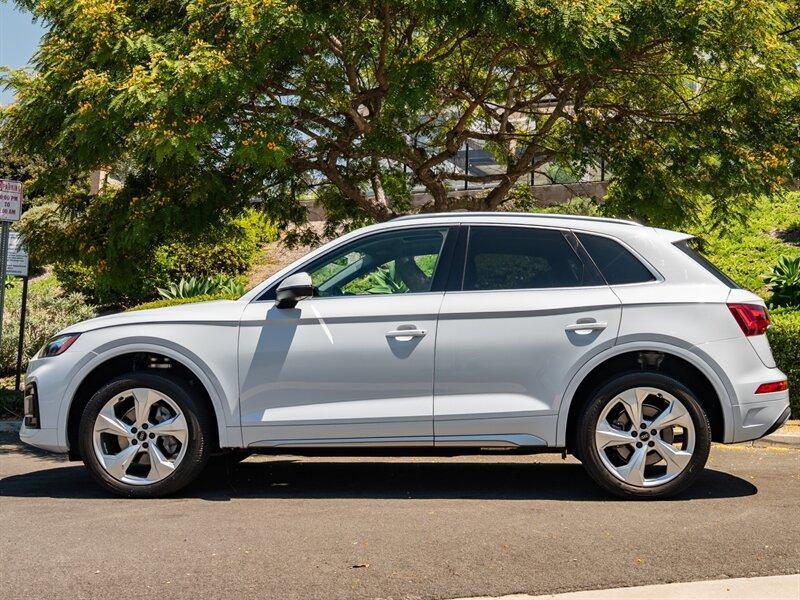 used 2021 Audi Q5 car, priced at $27,885