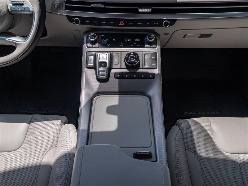 used 2024 Hyundai Palisade car, priced at $46,900