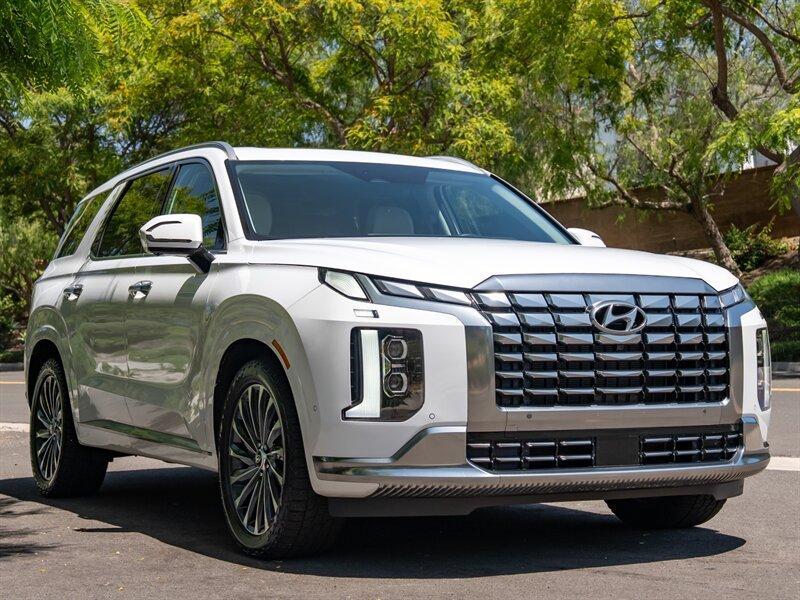 used 2024 Hyundai Palisade car, priced at $46,900