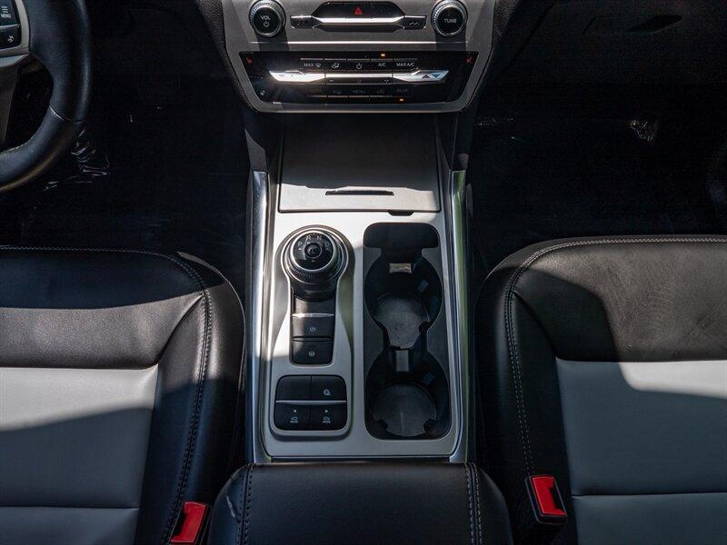 used 2022 Ford Explorer car, priced at $25,985