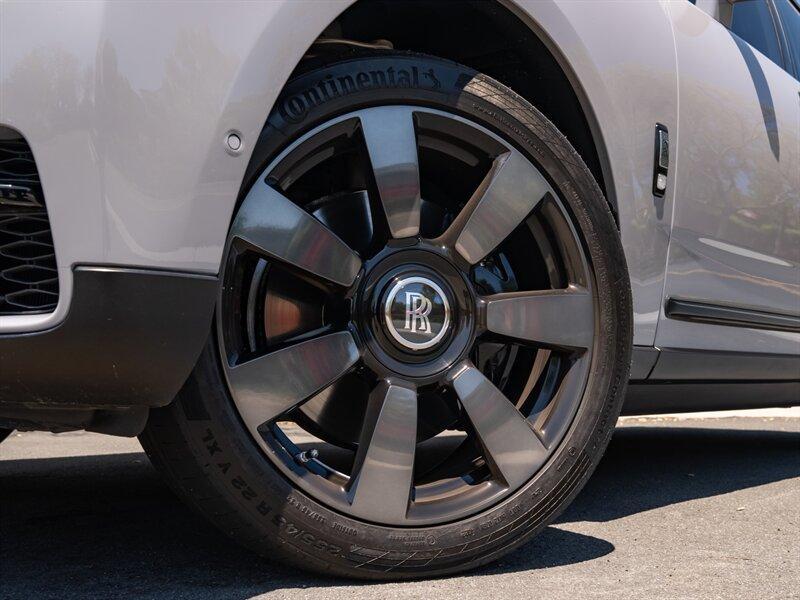 used 2021 Rolls-Royce Cullinan car, priced at $289,895