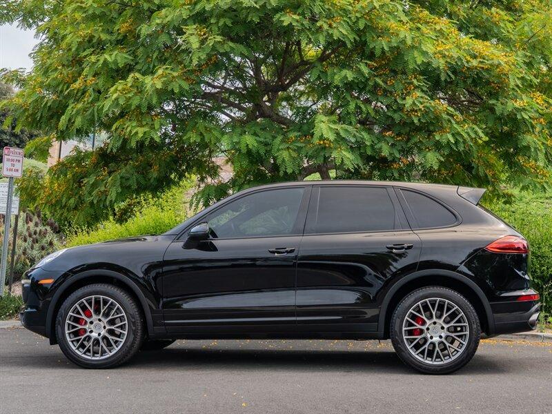 used 2018 Porsche Cayenne car, priced at $26,985
