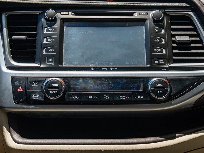 used 2016 Toyota Highlander car, priced at $21,985