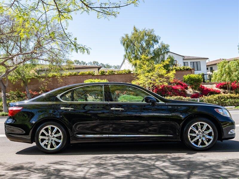 used 2007 Lexus LS 460 car, priced at $12,900