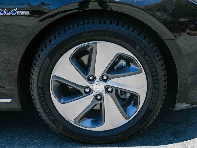 used 2017 Hyundai Sonata Plug-In Hybrid car, priced at $15,985