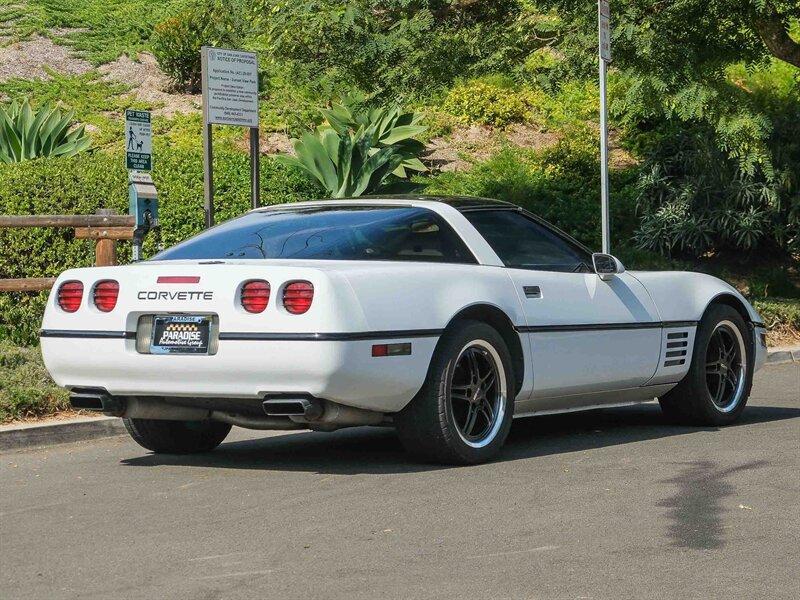 used 1992 Chevrolet Corvette car, priced at $12,485