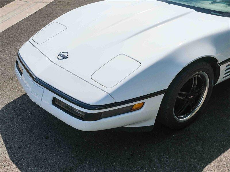 used 1992 Chevrolet Corvette car, priced at $12,485