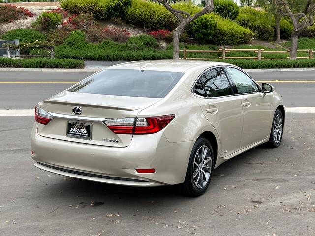 used 2016 Lexus ES 300h car, priced at $21,485