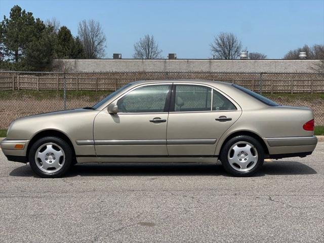 used 1997 Mercedes-Benz E-Class car, priced at $5,600