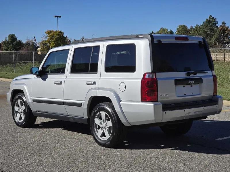 used 2008 Jeep Commander car, priced at $6,500