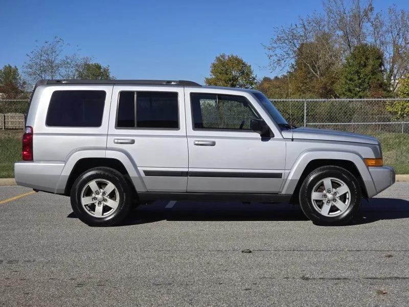 used 2008 Jeep Commander car, priced at $6,500