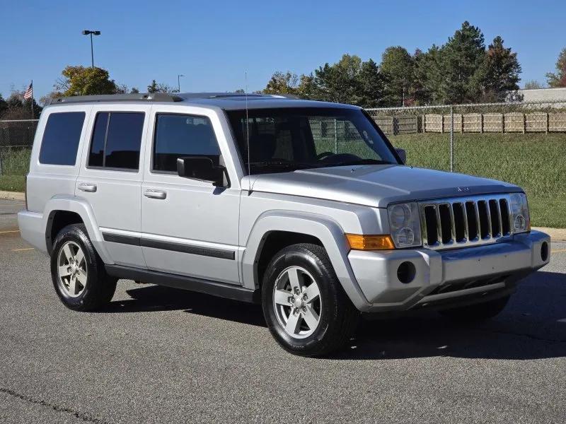 used 2008 Jeep Commander car, priced at $6,500