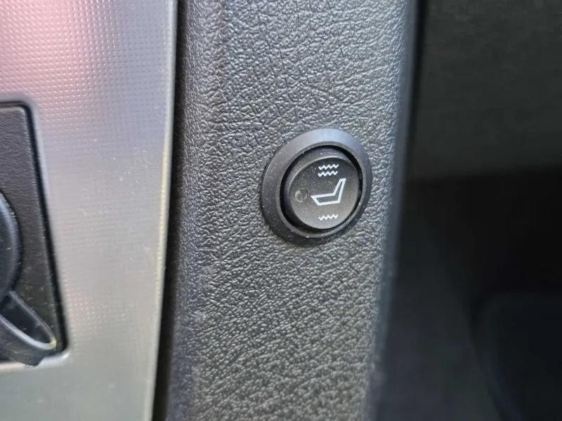 used 2008 Jeep Commander car, priced at $6,500