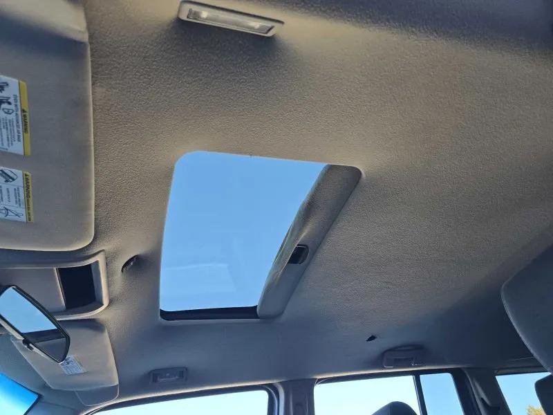 used 2008 Jeep Commander car, priced at $6,500