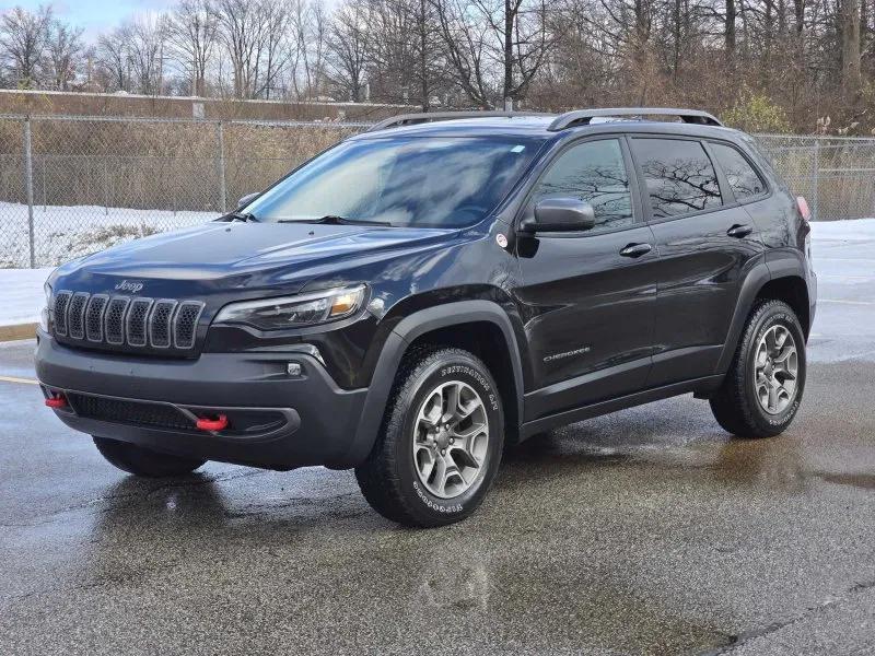 used 2020 Jeep Cherokee car, priced at $14,700