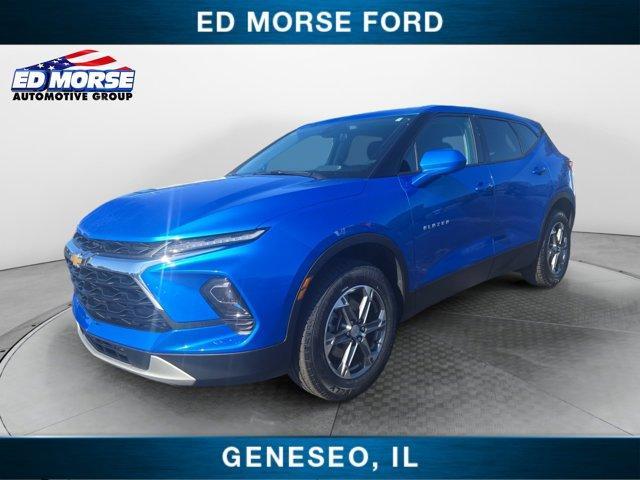 used 2025 Chevrolet Blazer car, priced at $32,099
