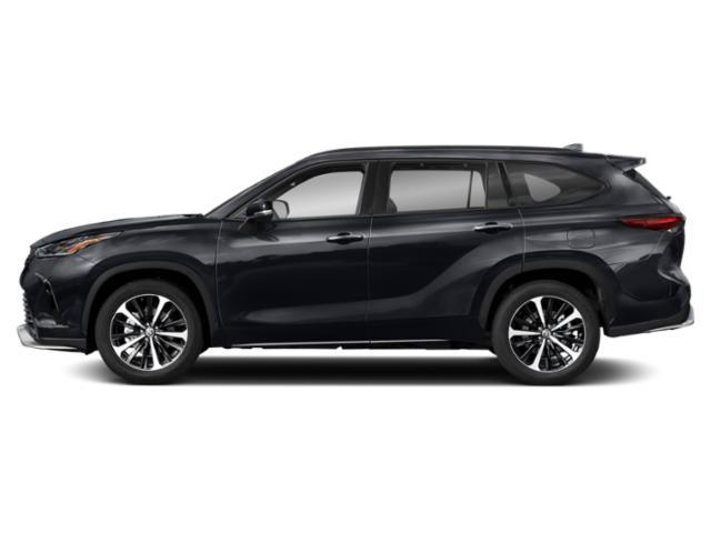 used 2021 Toyota Highlander car, priced at $31,899