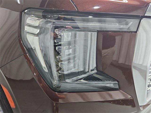 used 2022 GMC Yukon XL car, priced at $53,499