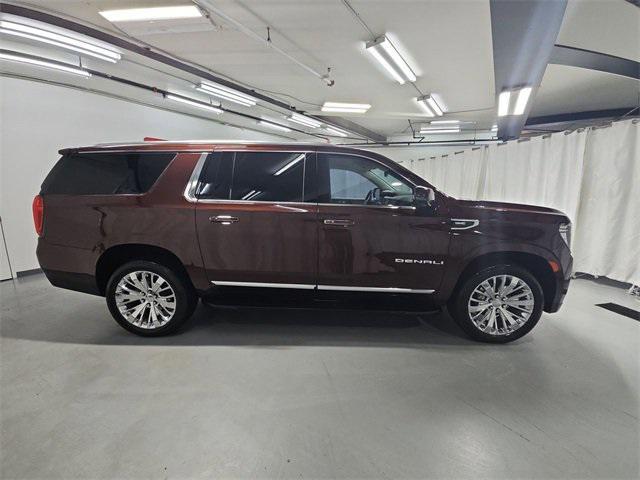 used 2022 GMC Yukon XL car, priced at $53,499