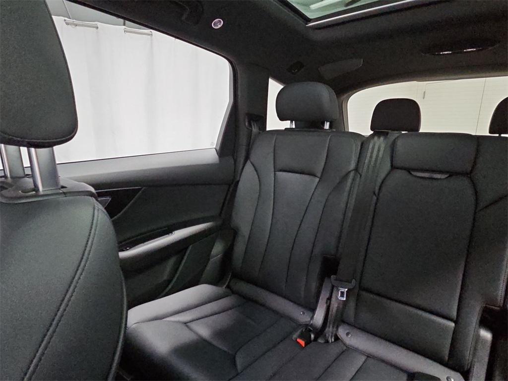 used 2021 Audi Q7 car, priced at $27,999