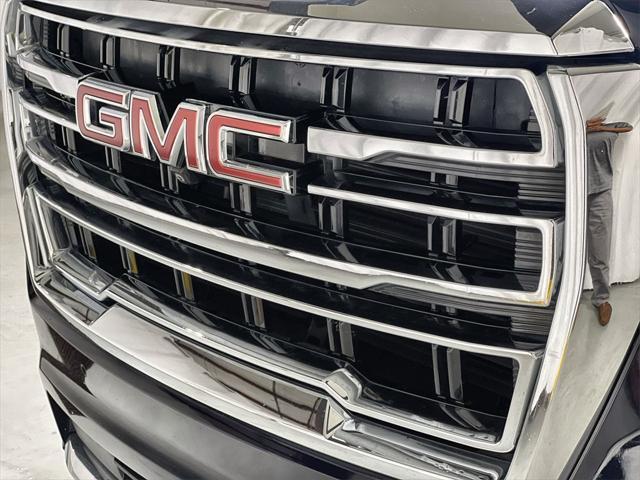 used 2021 GMC Yukon XL car, priced at $45,999