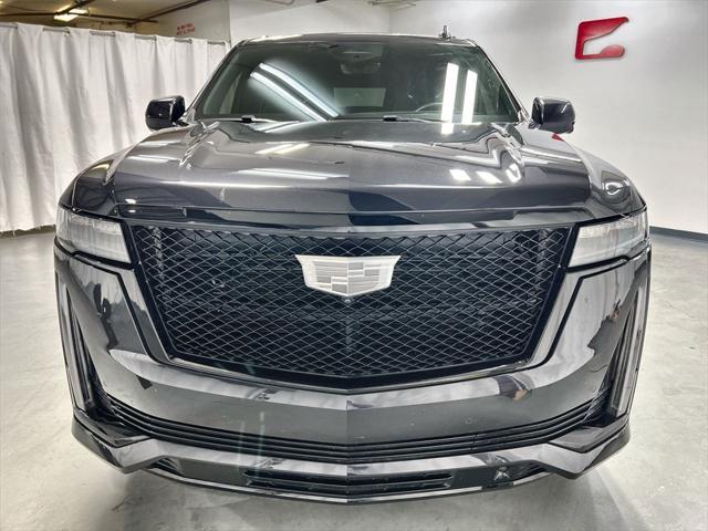 used 2022 Cadillac Escalade ESV car, priced at $72,999