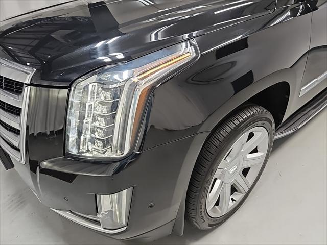 used 2020 Cadillac Escalade car, priced at $37,899