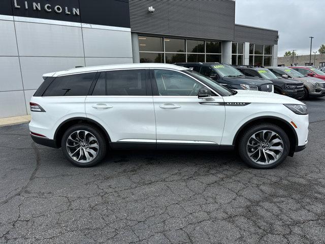 new 2025 Lincoln Aviator car, priced at $68,425