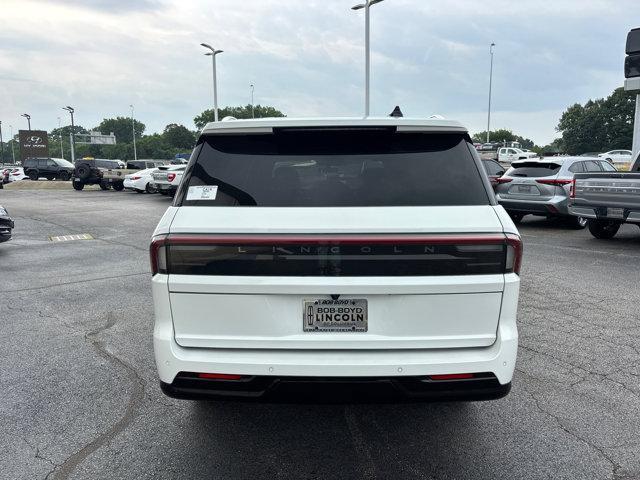 new 2025 Lincoln Navigator car, priced at $108,620