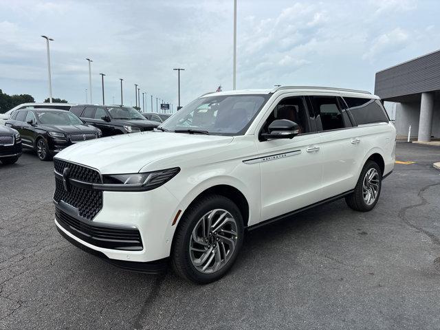 new 2025 Lincoln Navigator car, priced at $108,620