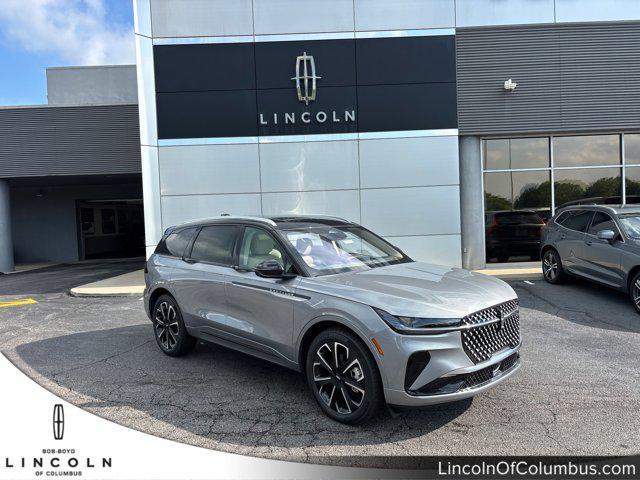 new 2025 Lincoln Nautilus car, priced at $62,576