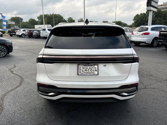 new 2024 Lincoln Nautilus car, priced at $58,970