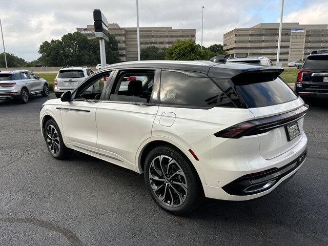 new 2024 Lincoln Nautilus car, priced at $58,970