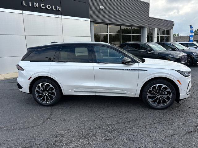 new 2024 Lincoln Nautilus car, priced at $58,970