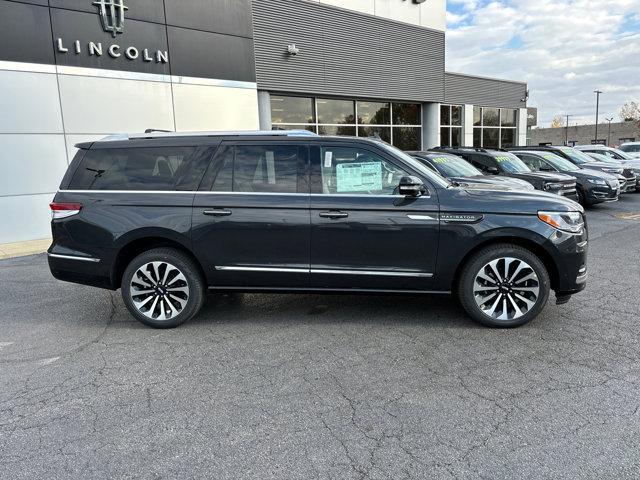 new 2024 Lincoln Navigator car, priced at $105,428