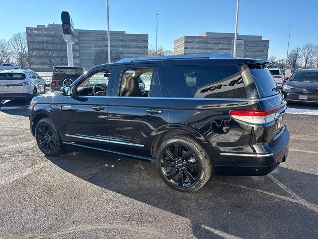 used 2022 Lincoln Navigator car, priced at $59,985