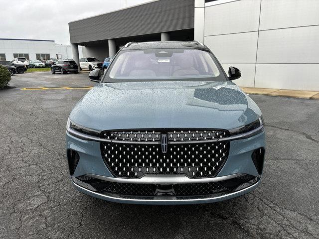 new 2025 Lincoln Nautilus car, priced at $61,355