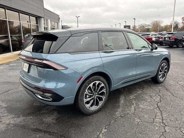 new 2025 Lincoln Nautilus car, priced at $61,355