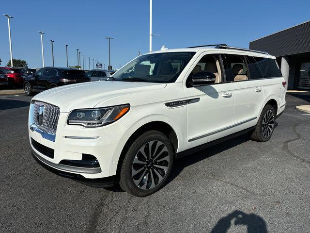 new 2024 Lincoln Navigator car, priced at $96,885