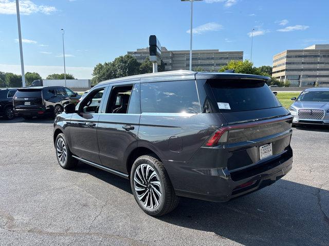 new 2025 Lincoln Navigator car, priced at $119,940