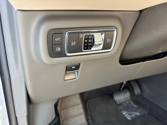 new 2025 Lincoln Nautilus car, priced at $71,055
