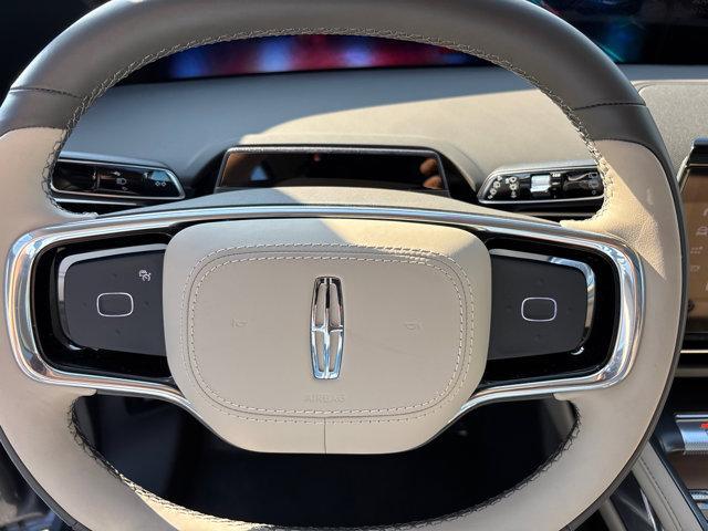 new 2025 Lincoln Nautilus car, priced at $71,055