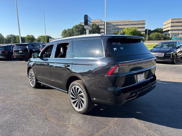 new 2025 Lincoln Navigator car, priced at $118,735