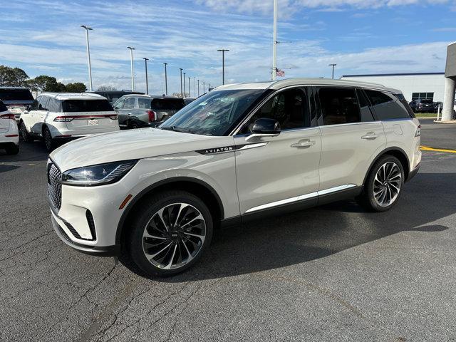 new 2025 Lincoln Aviator car, priced at $74,925