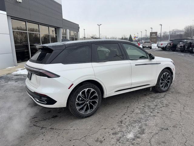 new 2025 Lincoln Nautilus car, priced at $65,850