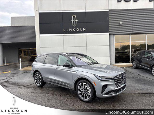 new 2025 Lincoln Nautilus car, priced at $65,304